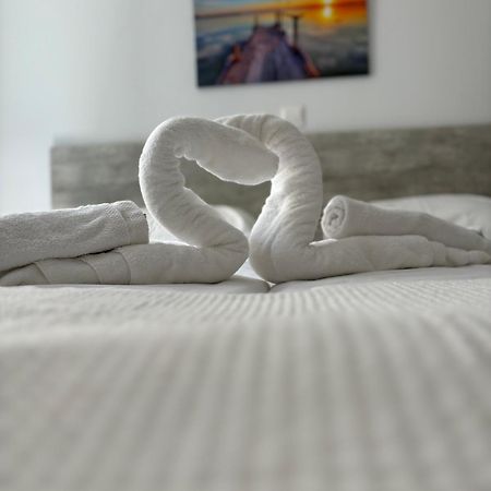 Luca Apts Napa Aya Napa Dış mekan fotoğraf